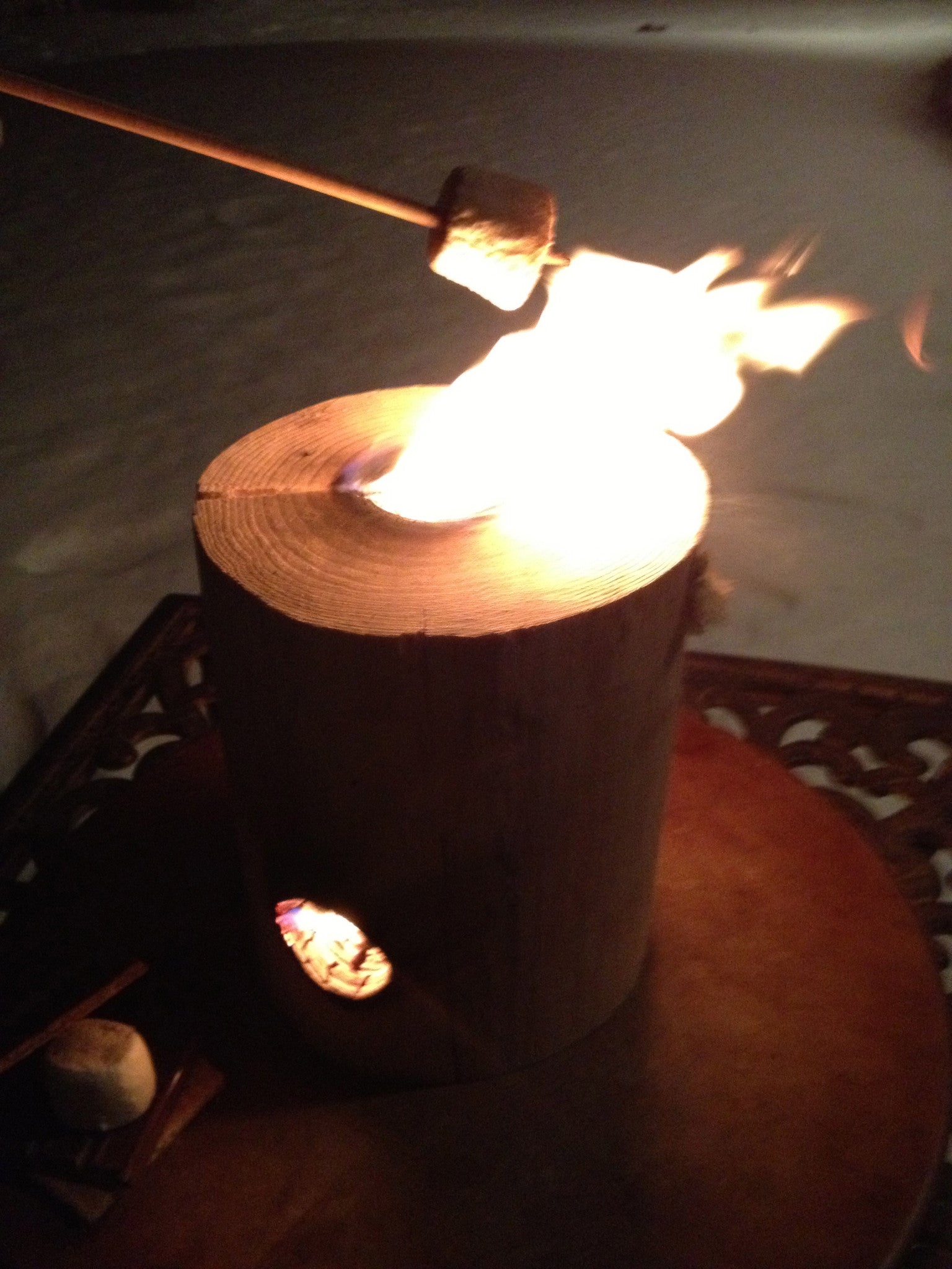 OneLogFire Swedish Torch - 2 Pack | Minnesota Red Pine | 2-Hour Burn